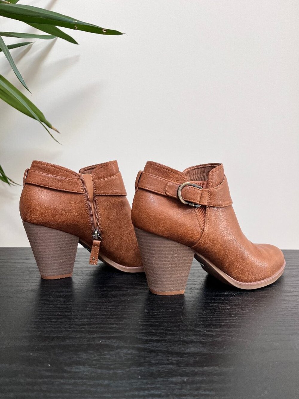 Dr. Scholl's Kickstar Women's Boots Honey Brown Smooth Size 10